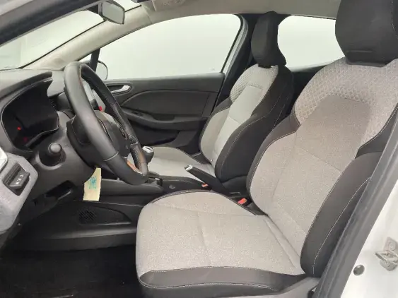 RENAULT CLIO V - voiture d'occasion - Photo 17