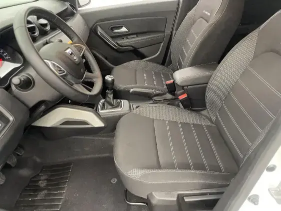 DACIA DUSTER II - voiture d'occasion - Photo 17