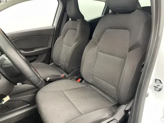RENAULT CLIO V - voiture d'occasion - Photo 18