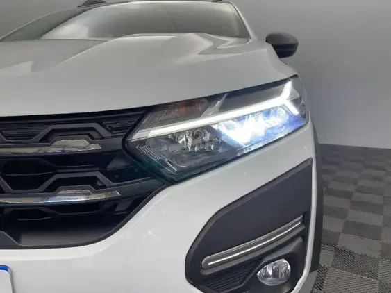 DACIA SANDERO III - voiture d'occasion - Photo 22