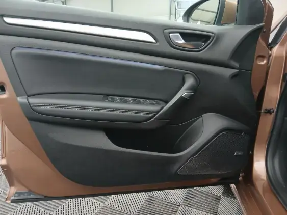 RENAULT MEGANE IV - voiture d'occasion - Photo 17