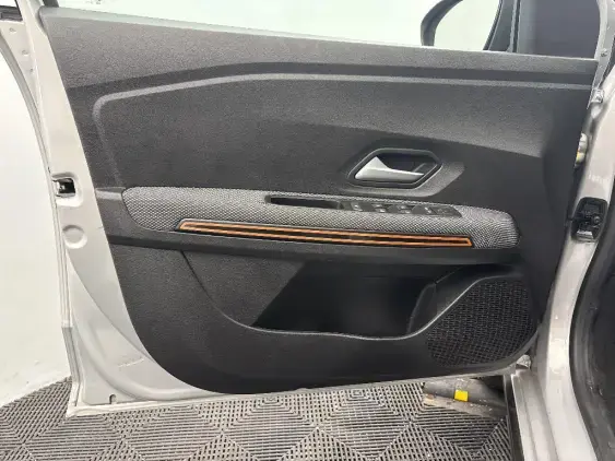 DACIA SANDERO III - voiture d'occasion - Photo 19