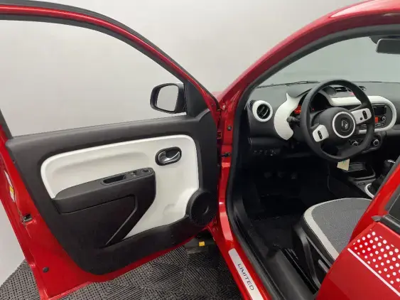 RENAULT TWINGO III - voiture d'occasion - Photo 18