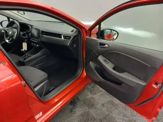 RENAULT CLIO V - voiture d'occasion - Photo 20