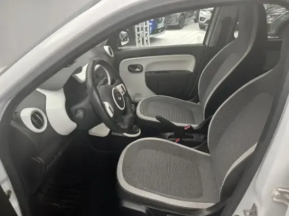 RENAULT TWINGO III - voiture d'occasion - Photo 16