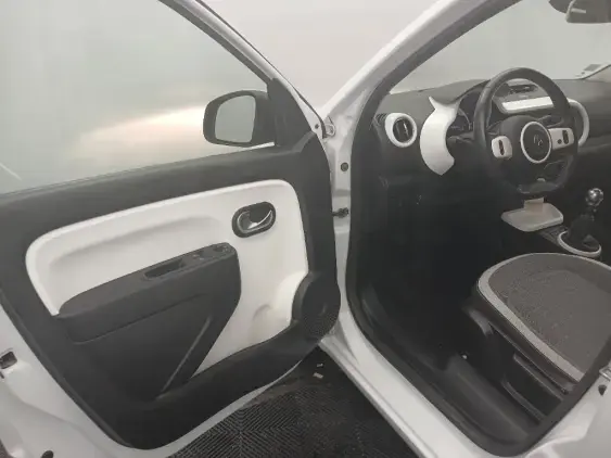 RENAULT TWINGO III - voiture d'occasion - Photo 17