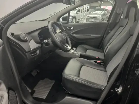 RENAULT ZOE - voiture d'occasion - Photo 18