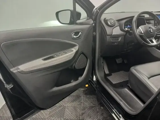 RENAULT ZOE - voiture d'occasion - Photo 19