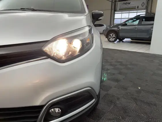 RENAULT CAPTUR - voiture d'occasion - Photo 22