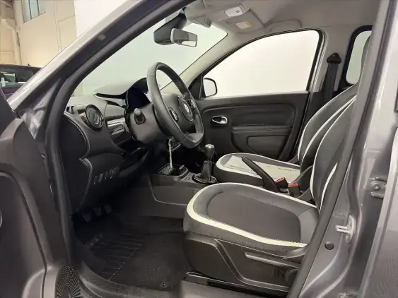 RENAULT TWINGO III - voiture d'occasion - Photo 17