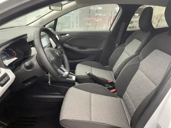 RENAULT CLIO V - voiture d'occasion - Photo 18
