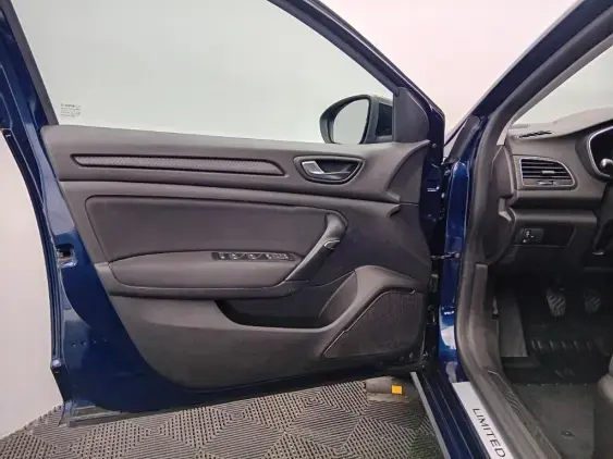 RENAULT MEGANE IV - voiture d'occasion - Photo 16