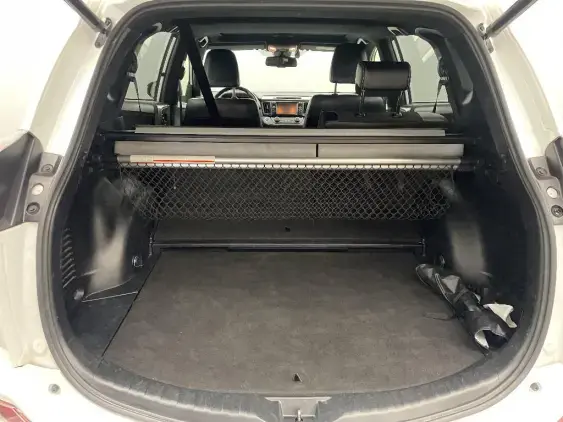 TOYOTA RAV4 IV - voiture d'occasion - Photo 16