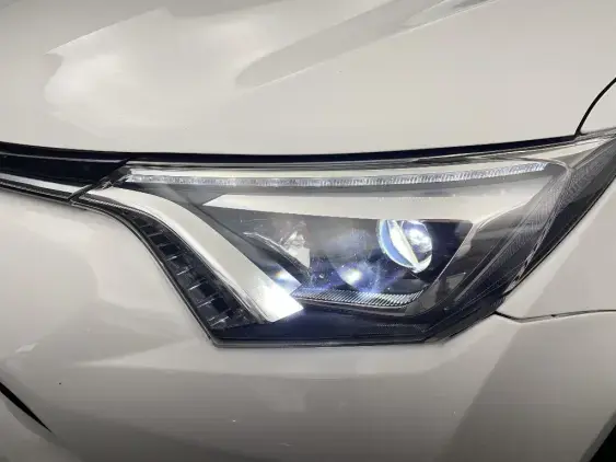TOYOTA RAV4 IV - voiture d'occasion - Photo 22