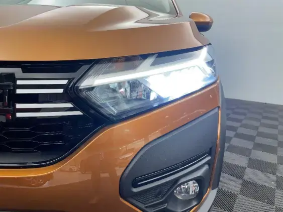 DACIA SANDERO III - voiture d'occasion - Photo 22