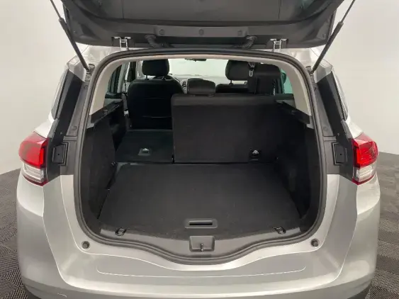 RENAULT SCENIC IV - voiture d'occasion - Photo 16