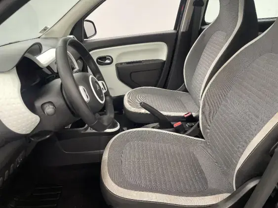 RENAULT TWINGO III - voiture d'occasion - Photo 18