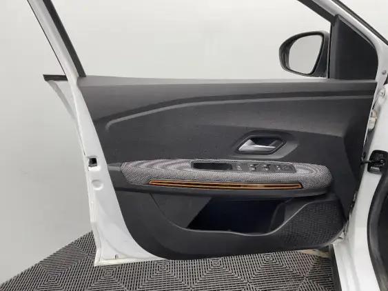 DACIA SANDERO III - voiture d'occasion - Photo 19