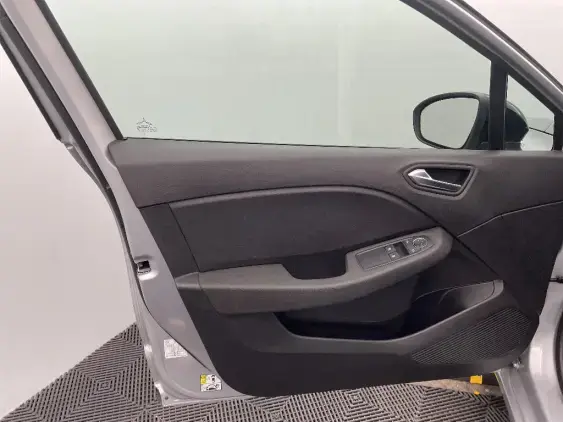 RENAULT CLIO V - voiture d'occasion - Photo 18