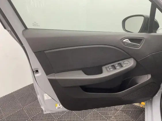 RENAULT CLIO V - voiture d'occasion - Photo 18