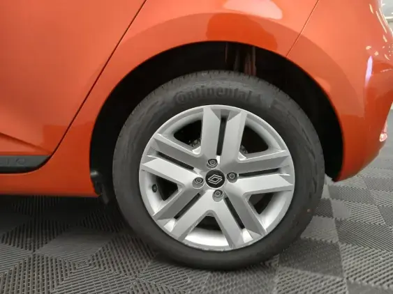 RENAULT CLIO V - voiture d'occasion - Photo 24