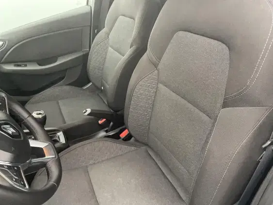 RENAULT CLIO V - voiture d'occasion - Photo 17