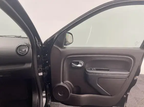 RENAULT TWINGO III - voiture d'occasion - Photo 19