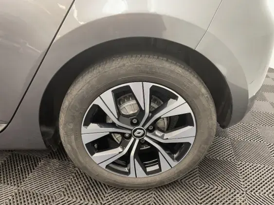 RENAULT CLIO V - voiture d'occasion - Photo 24