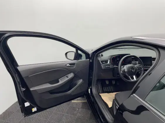 RENAULT CLIO V - voiture d'occasion - Photo 19