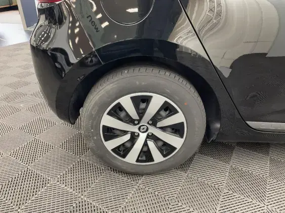 RENAULT CLIO V - voiture d'occasion - Photo 25