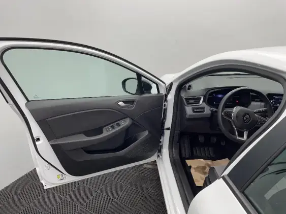 RENAULT CLIO V - voiture d'occasion - Photo 19