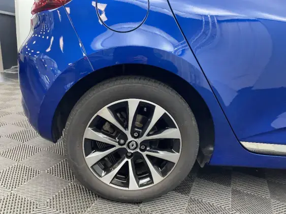 RENAULT CLIO V - voiture d'occasion - Photo 25