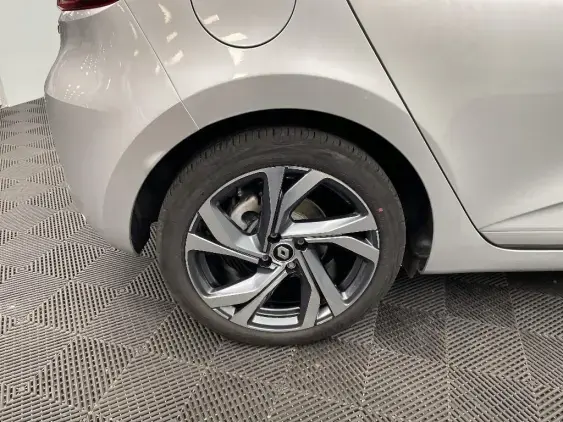 RENAULT CLIO V - voiture d'occasion - Photo 25