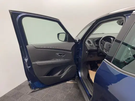 RENAULT SCENIC IV - voiture d'occasion - Photo 19