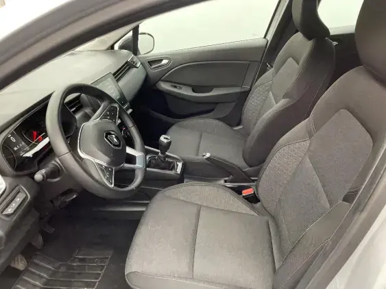 RENAULT CLIO V - voiture d'occasion - Photo 18