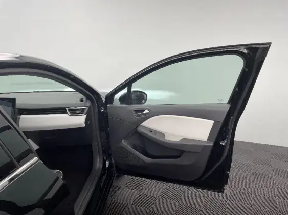 RENAULT CLIO V - voiture d'occasion - Photo 20