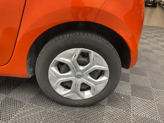 RENAULT TWINGO III - voiture d'occasion - Photo 24