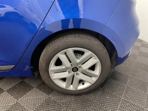 RENAULT CLIO V - voiture d'occasion - Photo 24