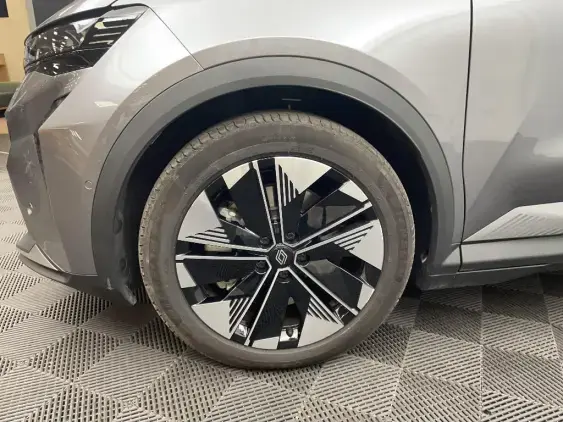 RENAULT SCENIC V ELECTRIQUE - voiture d'occasion - Photo 22