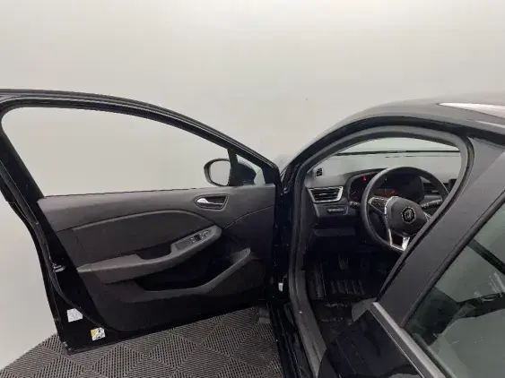 RENAULT CLIO V - voiture d'occasion - Photo 19