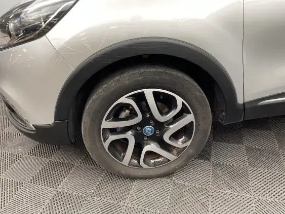 RENAULT CAPTUR - voiture d'occasion - Photo 23