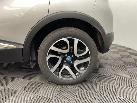 RENAULT CAPTUR - voiture d'occasion - Photo 24