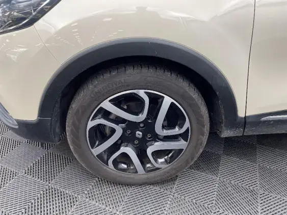 RENAULT CAPTUR - voiture d'occasion - Photo 23