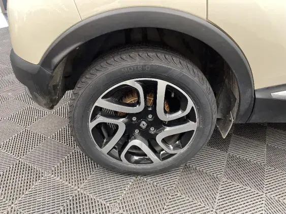 RENAULT CAPTUR - voiture d'occasion - Photo 25