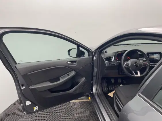 RENAULT CLIO V - voiture d'occasion - Photo 18