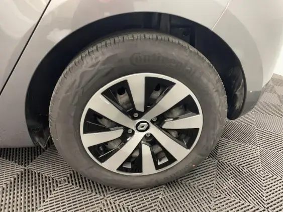 RENAULT CLIO V - voiture d'occasion - Photo 23