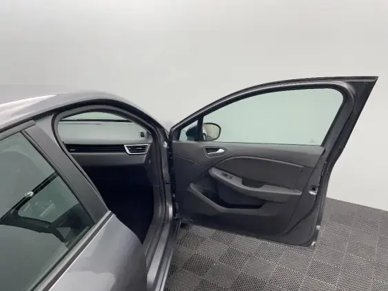 RENAULT CLIO V - voiture d'occasion - Photo 20