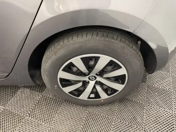 RENAULT CLIO V - voiture d'occasion - Photo 24