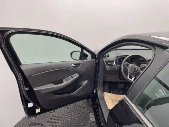 RENAULT CLIO V - voiture d'occasion - Photo 19