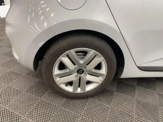 RENAULT CLIO V - voiture d'occasion - Photo 25